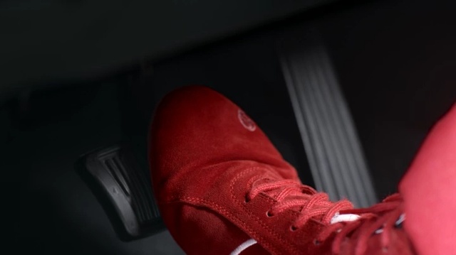 Video Reference: Red, Carmine, Footwear, Human leg, Leg, Shoe, Photography, Car