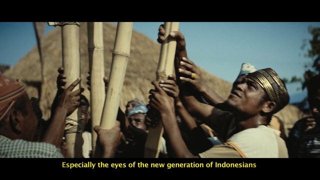 Video Reference: crowd, temple, fun, screenshot, religion, Person