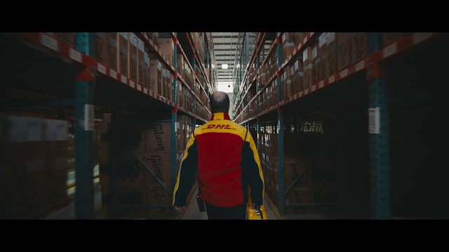 Video Reference: Superhero, Pc game, Fictional character, Darkness, Yellow, Infrastructure, Architecture, Screenshot, Movie, Action film