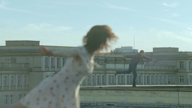 Video Reference: sky, daytime, girl, cloud, water, building, vacation