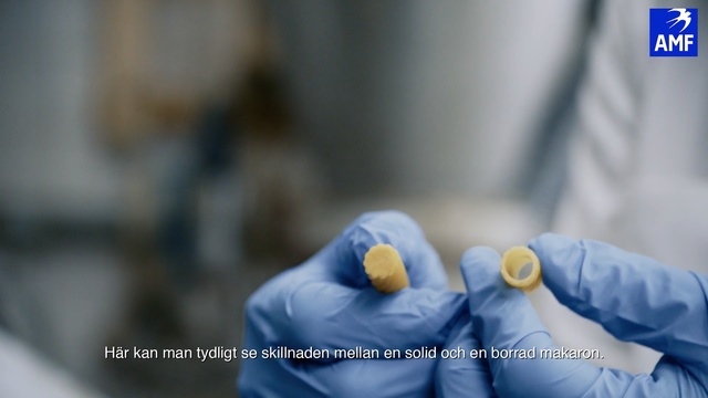 Video Reference: Blue, Skin, Hand, Finger, Joint, Textile, Denim, Photography, Child