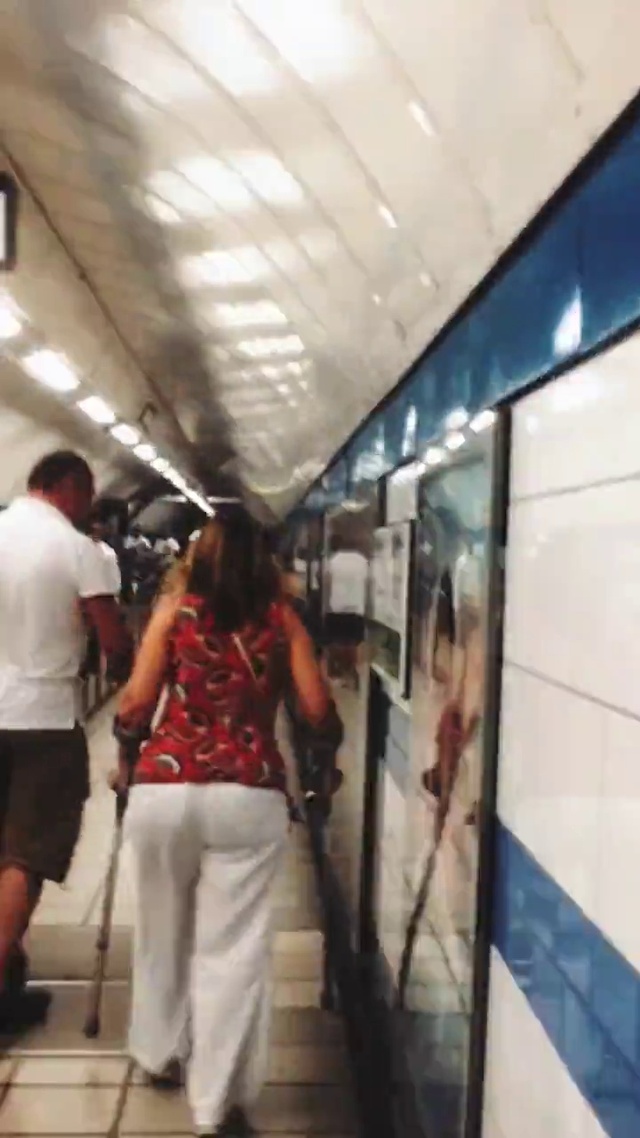 Video Reference: Transport, Passenger, Metro, Ceiling, Public transport, Building