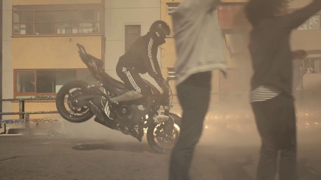 Video Reference: Stunt performer, Motorcycle, Stunt, Vehicle, Wheelie, Motorcycling, Extreme sport, Motocross, Motorsport