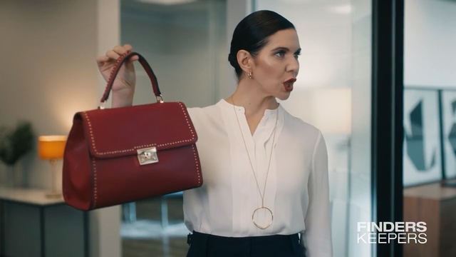 Video Reference: shoulder, fashion accessory, fashion, handbag, fashion model, bag, girl, product, Person