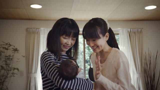 Video Reference: girl, snapshot, hairstyle, event, ceremony, fun, smile, long hair, product, Person