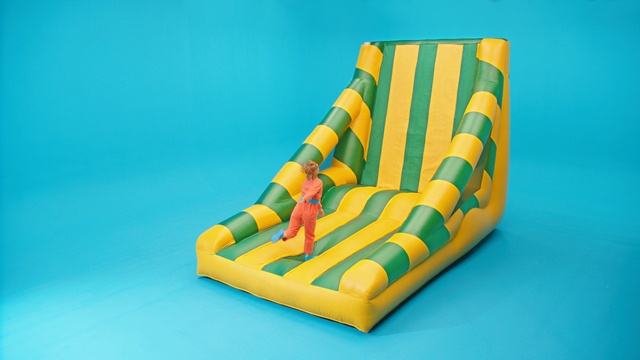 Video Reference: Yellow, Furniture, Inflatable, Aqua, Games, Chair, Couch, Chaise longue, Recreation, Outdoor furniture