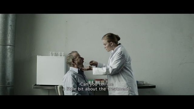 Video Reference: Photograph, Snapshot, Arm, Shoulder, Sitting, Photography, Conversation