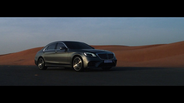 Video Reference: Land vehicle, Vehicle, Car, Luxury vehicle, Automotive design, Personal luxury car, Full-size car, Mercedes-benz, Mid-size car, Rim