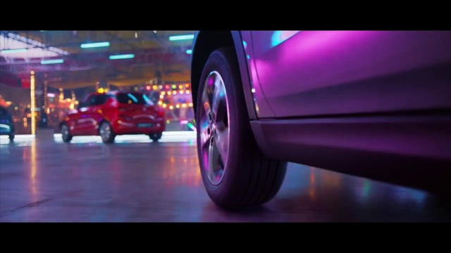Video Reference: Tire, Wheel, Car, Vehicle, Automotive lighting, Automotive tire, Motor vehicle, Automotive design, Alloy wheel, Bumper