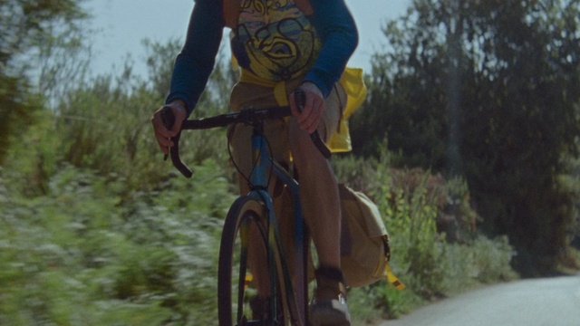 Video Reference: Cycling, Bicycle, Cycle sport, Vehicle, Outdoor recreation, Recreation, Cyclo-cross, Endurance sports, Road bicycle, Bicycle frame