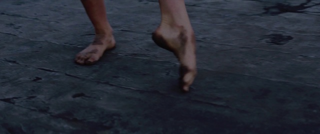Video Reference: Barefoot, Leg, Foot, Human leg, Footwear, Toe, Human body, Joint, Hand, Shoe