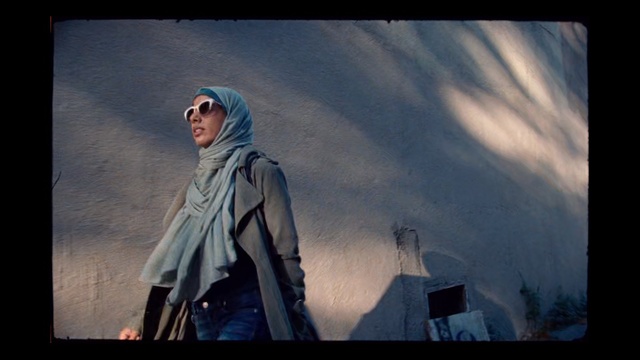 Video Reference: girl, street, walk, walking, shadow, shadows, arabian