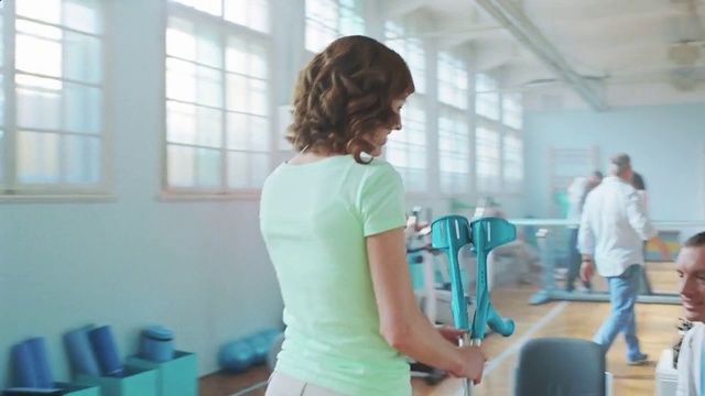 Video Reference: Shoulder, Physical fitness, Standing, Arm, Joint, Room, Leg, Abdomen, Human body, Thigh