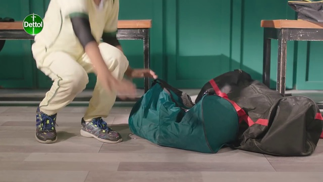 Video Reference: Joint, Leg, Hip, Flooring, Knee, Floor