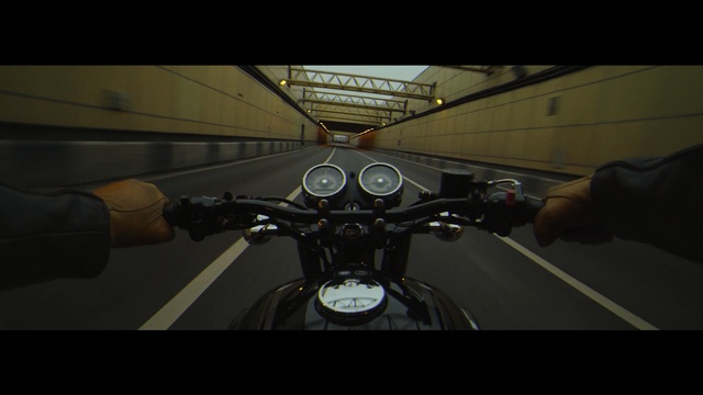 Video Reference: propeller, airplane propeller, mechanism, device, Person