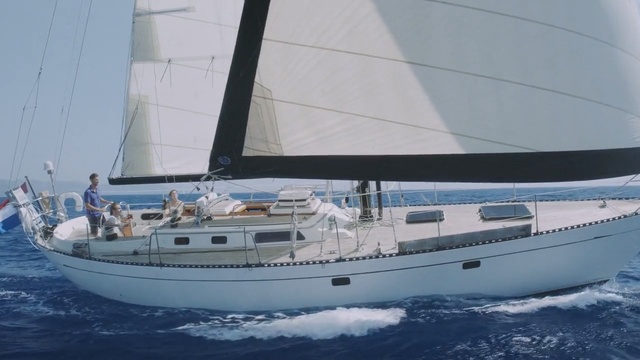 Video Reference: Vehicle, Water transportation, Boat, Yacht, Sailing, Sail, Sailboat, Watercraft, Naval architecture, Sloop