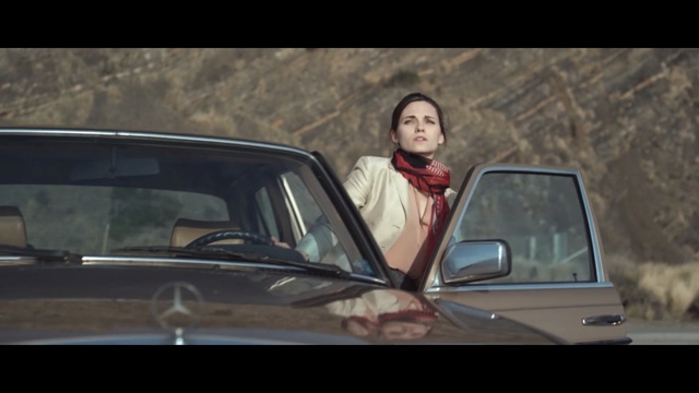 Video Reference: Land vehicle, Vehicle, Car, Luxury vehicle, Motor vehicle, Vehicle door, Mode of transport, Windshield, Snapshot, Automotive window part, Person