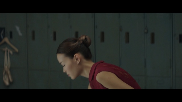 Video Reference: Shoulder, Arm, Joint, Fun, Muscle, Human body, Back, Screenshot, Neck, Photography, Person