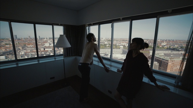 Video Reference: Architecture, Snapshot, Sky, Room, Window, Photography, House, Daylighting, Building, Vacation