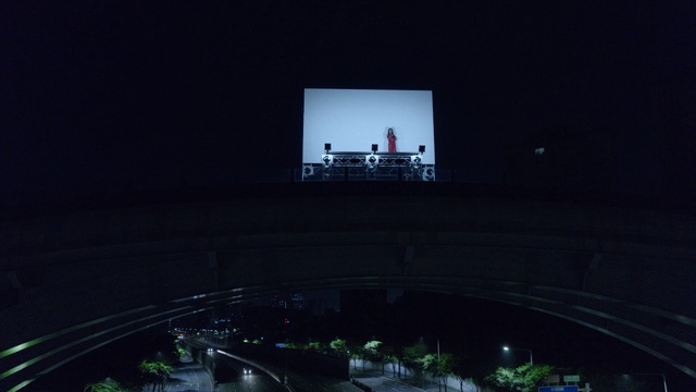 Video Reference: Sky, Night, Light, Architecture, Metropolitan area, Darkness, City, Photography, Plant, Stage