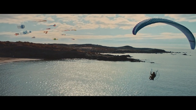 Video Reference: Paragliding, Sky, Air sports, Parachute, Horizon, Parachuting, Cloud, Water, Sea, Windsports