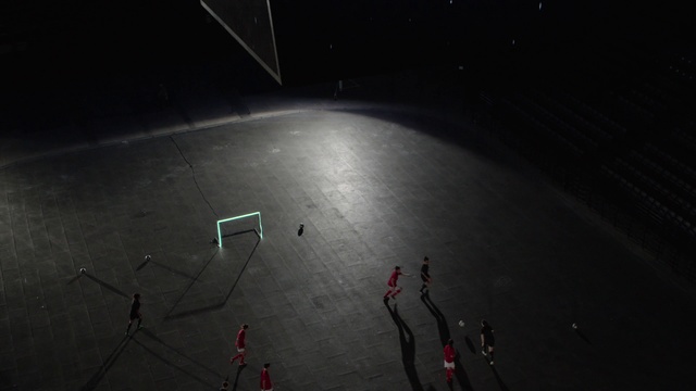 Video Reference: Light, Darkness, Sky, Space, Atmosphere, Night, Astronomical object, Midnight, Photography, Screenshot