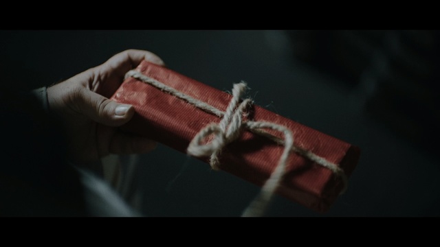Video Reference: Red, Hand, Still life photography, Close-up, Finger, Photography, Flesh, Macro photography