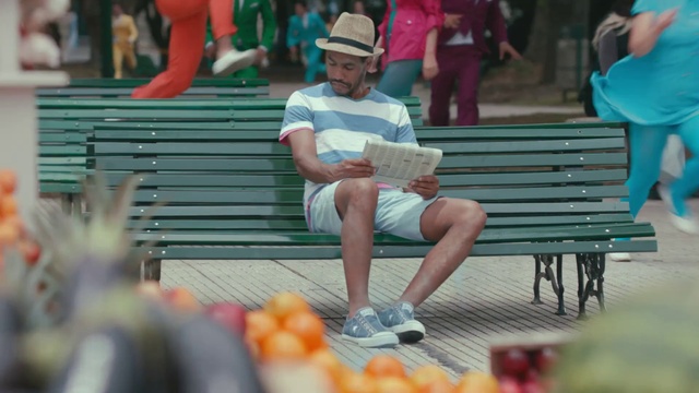 Video Reference: Sitting, Fun, Summer, Leg, Leisure, Competition event, Recreation, Vacation, Human leg, Games