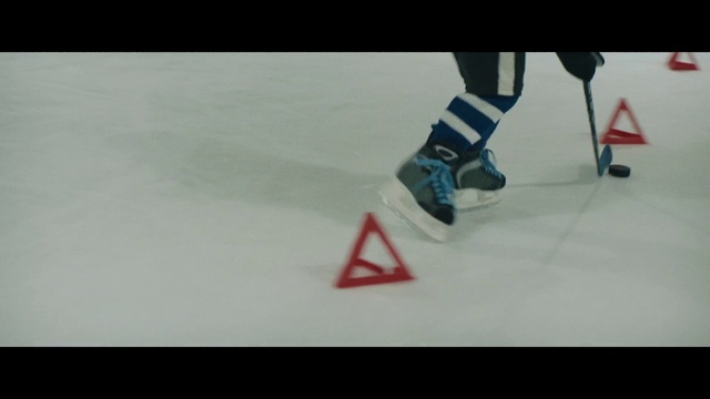 Video Reference: Triangle, Footwear, Leg, Font, Shoe, Carmine, Recreation, Sports equipment