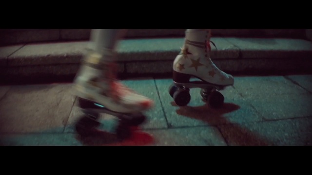 Video Reference: Footwear, Red, Leg, Human leg, Pink, Shoe, Snapshot, Human body, Fun, Screenshot