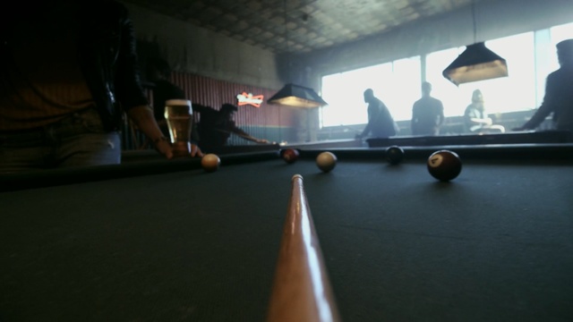 Video Reference: Billiards, Billiard table, Pool, Billiard ball, Indoor games and sports, Games, Billiard room, Pocket billiards, Ball, English billiards, Person