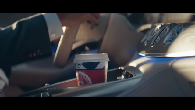 Video Reference: Automotive design, Vehicle, Car, Personal luxury car, Luxury vehicle, Concept car, Automotive exterior, Mid-size car, Family car