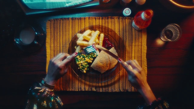 Video Reference: Food, Sweetness, Cuisine, Dish, Snack, Textile, Junk food, Comfort food, Vegetarian food, Ingredient