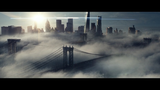 Video Reference: Atmospheric phenomenon, Fog, Sky, Mist, Morning, City, Atmosphere, Urban area, Water, Cityscape
