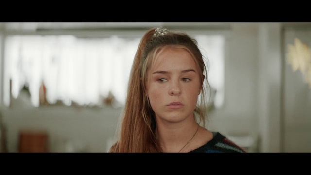 Video Reference: Hair, Face, Photograph, Eyebrow, Facial expression, Hairstyle, Lip, Skin, Beauty, Nose