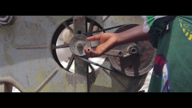 Video Reference: wheel, tire, automotive tire, mode of transport, automotive wheel system, auto part, spoke, rim, motor vehicle, product