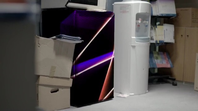 Video Reference: Product, Purple, Technology, Room, Small appliance, Machine, Major appliance, Electronic device, Home appliance, Inkjet printing, Person