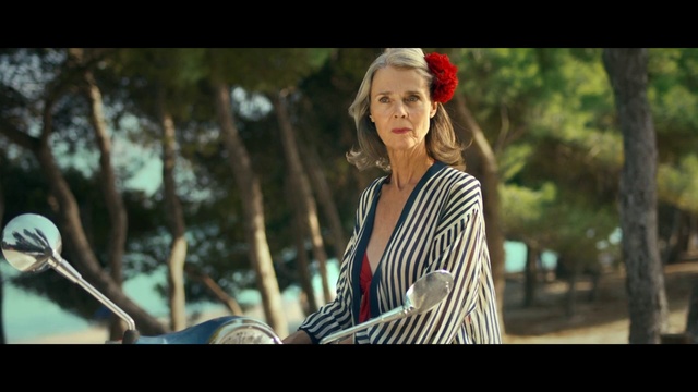 Video Reference: Photograph, Beauty, Lady, Photography, Adaptation, Smile, Eye, Portrait, Tree, Human, Person