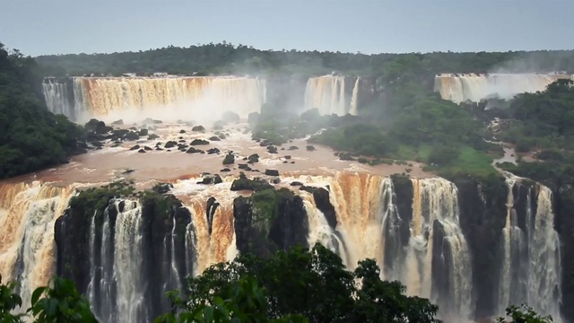 Video Reference: Waterfall, Water resources, Natural landscape, Nature, Body of water, Water, Nature reserve, Watercourse, Vegetation, Landmark