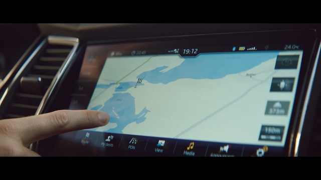 Video Reference: Electronics, Electronic device, Technology, Gadget, Multimedia, Tablet computer, Ipad, Screen, Automotive navigation system, Vehicle, Person