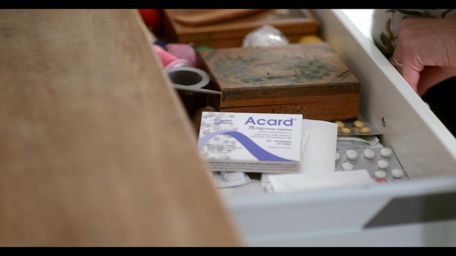 Video Reference: Drawer, Material property, Furniture