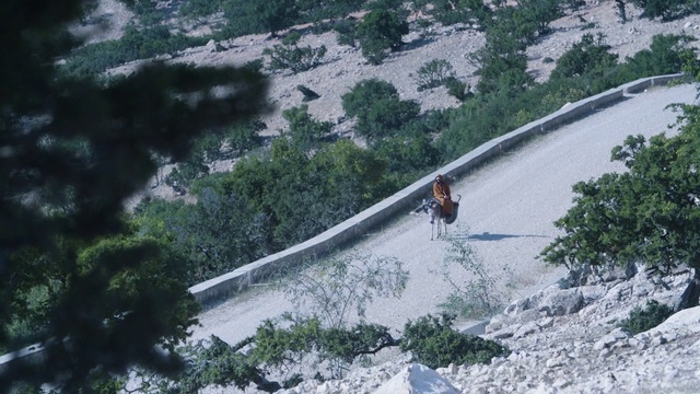 Video Reference: Geological phenomenon, Mountain pass, Road, Hill station, Bridge