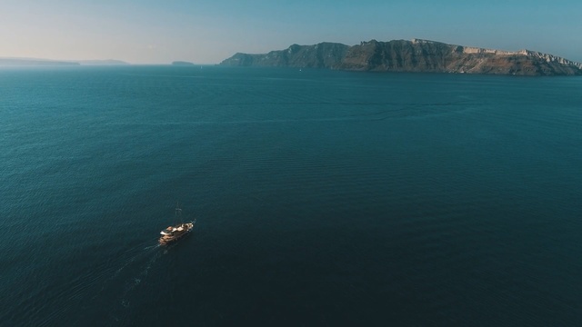 Video Reference: Body of water, Sea, Blue, Water, Sky, Ocean, Horizon, Coast, Azure, Calm