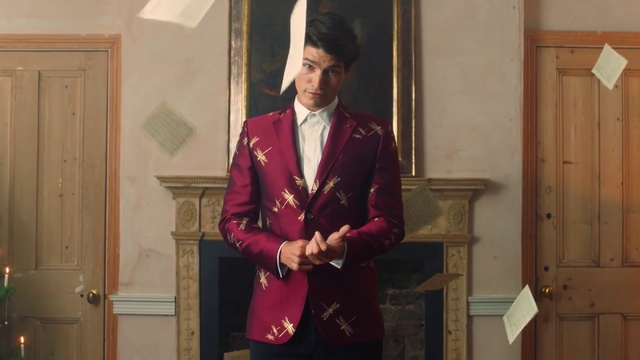 Video Reference: Suit, Formal wear, Outerwear, Jacket, Blazer, Coat, Tuxedo
