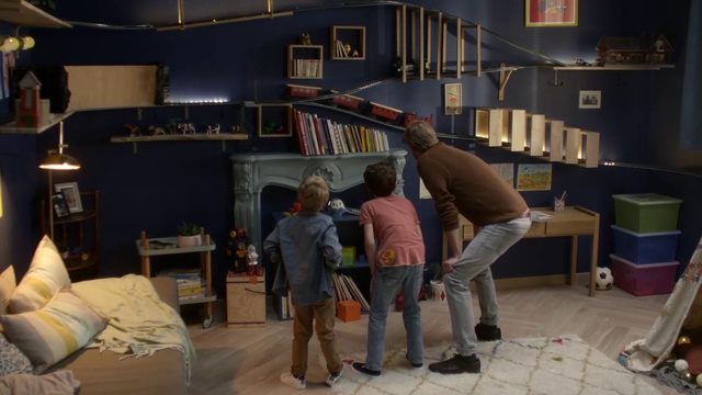 Video Reference: Room, Furniture, Games