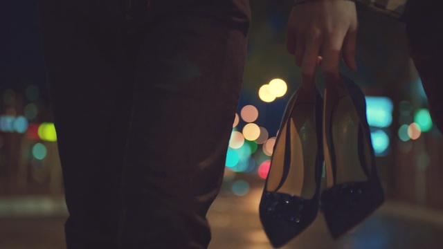 Video Reference: light, lighting, darkness, fun, night, event, hand, girl, glass