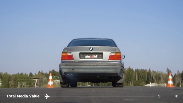 Video Reference: Land vehicle, Vehicle, Car, Personal luxury car, Bmw, Luxury vehicle, Mode of transport, Bmw 3 series (e36), Sedan, Executive car