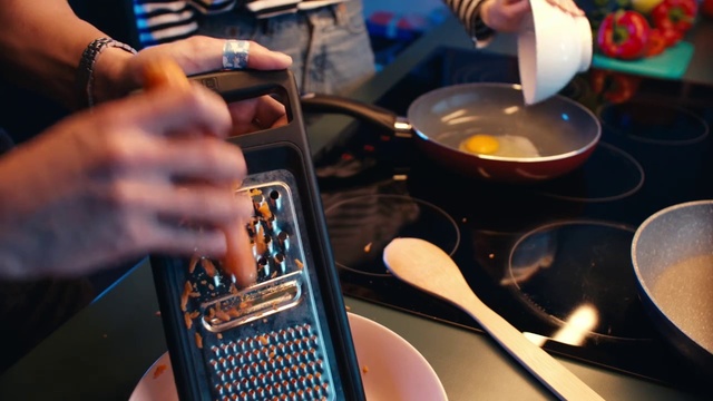 Video Reference: Hand, Electronics, Finger, Music, Nail, Technology, Audio equipment, Electronic device, Disc jockey, Musician