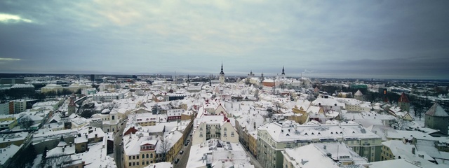 Video Reference: Urban area, City, Cityscape, Human settlement, Town, Metropolis, Metropolitan area, Roof, Horizon, Skyline