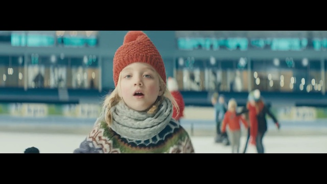 Video Reference: winter, fun, screenshot, girl, cap, headgear, knit cap, beanie, ice, freezing, Person